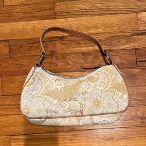 Banana Republic Cream and Brown Shoulder Bag with Elegant Design